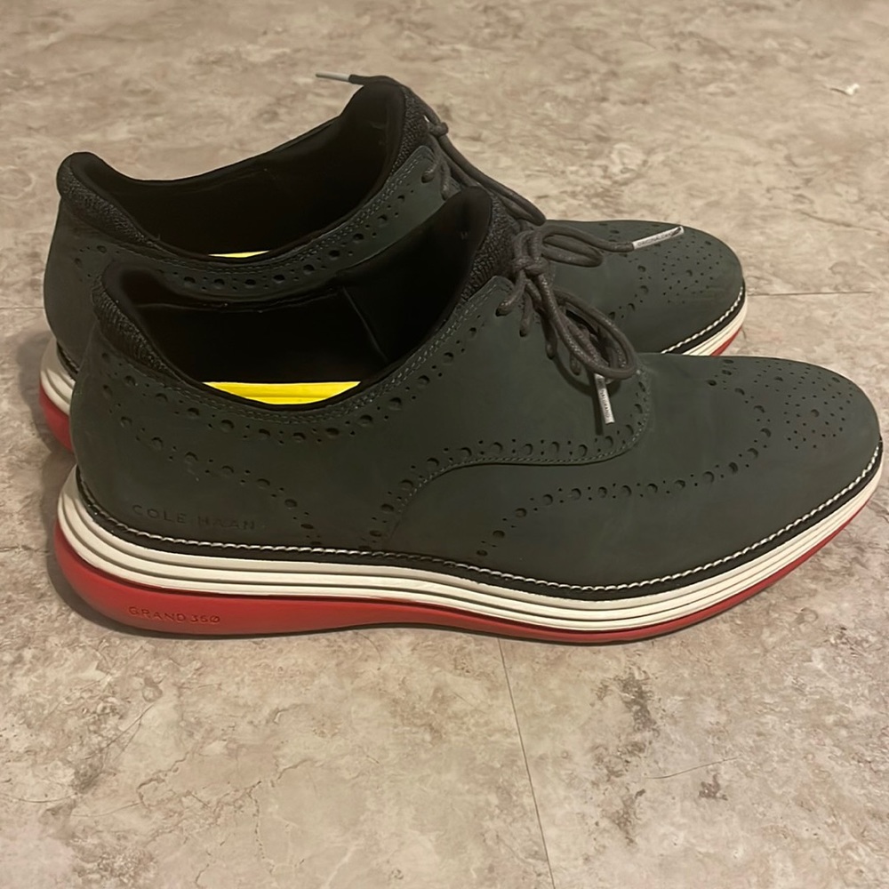 Cole Haan dress shoes